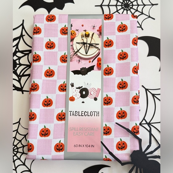 Pink Halloween Pumpkin Tablecloth - Picture 1 of 4